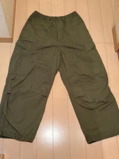 カーゴパンツ カーキ Mサイズのサムネイル
