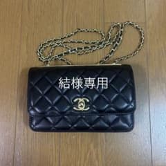 CHANEL ブラックレザー ショルダーバッグ - メルカリ