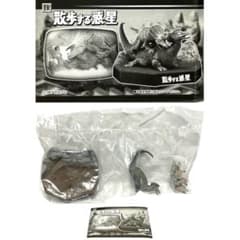 【新品未開封】ウルトラ怪獣戯画 ウルトラ兄弟激闘史IV★シークレット散歩する惑星のサムネイル