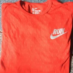 NIKE Tシャツのサムネイル