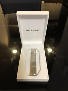 【GIVENCHY:ジバンシー】ライターのサムネイル