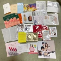 ♡ コスメ ブランドサンプル 詰め合わせ ♡のサムネイル