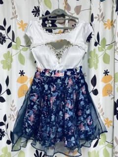 JEANLY 花柄 Aラインドレスのサムネイル
