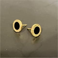 【専用】BVLGARI  ピアス k18 オニキスのサムネイル
