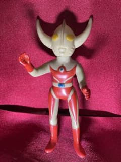 ウルトラの父 ミドルサイズ ソフビ 円谷プロ 55年程前の商品となります。のサムネイル