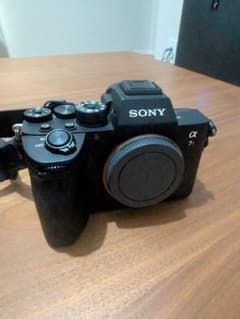 【美品】SONY α7R4 デジタルミラーレス一眼レフカメラのサムネイル