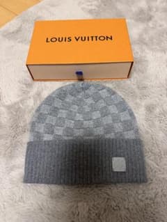 LOUIS VUITTON グレー チェック柄 ニット帽 美品）Louis Vuittonダミエニット帽グレー（今日21時まで限定出品