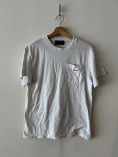 BEAMS x NETFLIX コラボ ポケットTシャツ ホワイトのサムネイル