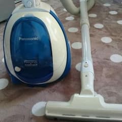 はるはる様専用 掃除機 Panasonic2009年製のサムネイル
