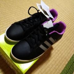 adidasNEO スニーカー　黒　紫のサムネイル