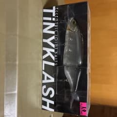 TINY KLASH Low ゴースト究極ベイトフィッシュ - メルカリ