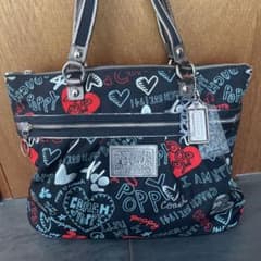 COACH Poppy ハート柄 トートバッグのサムネイル