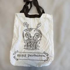 mina perhonen トートバッグ うさぎ 花柄のサムネイル