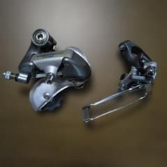 新品SHIMANO 600 リア、フロントディレイラー 6400 セット 新品SHIMANO 600 リア、フロントディレイラー 6400 セット - メルカリ
