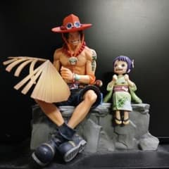 ワンピース エース お玉 フィギュアのサムネイル