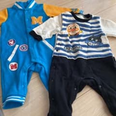 早い者勝ち　ロンパース 70 2着　まとめ売り　アンパンマン　ベビードールのサムネイル