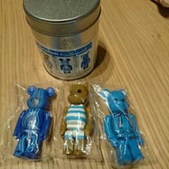 ベアブリック3体セットのサムネイル