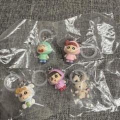 クレヨンしんちゃんめじるしアクセサリー　5点セットのサムネイル