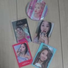 TWICE チェヨンのサムネイル