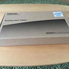 みき様専用☆新品 未開封☆TOSHIBAタブレット A204YB レッド☆のサムネイル