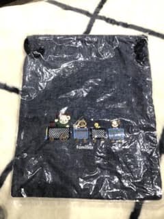 ファミリア　巾着　familiar 新品未使用タグ付き　お着替え袋　巾着のサムネイル