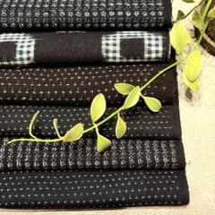 布の宿本陣✳︎ 型染め　幕末期 鶴格子　藍染め　希少　木綿　古布リメイク 時代布 20 布の宿本陣✳︎6枚 蚊絣 古布・はぎれ・藍染め・時代物・木綿・絣