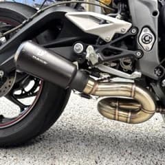 IXRACE MK2B トライアンフ　ストリートトリプル スリップオンマフラーのサムネイル
