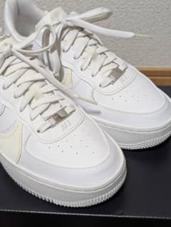 ⭐お買い得 Nike Air Force 1 ホワイト 8 （25cm）のサムネイル