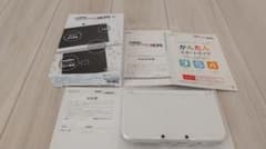送料込◼️外箱/専用カバー付New Nintendo3DS LL パールホワイトのサムネイル