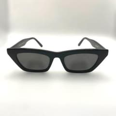 GENTLE MONSTER Chapssalブラックキャットアイサングラス - メルカリ