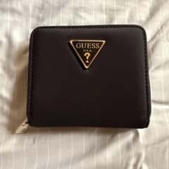 GUESS 折り財布 ラウンドファスナー ブラックのサムネイル