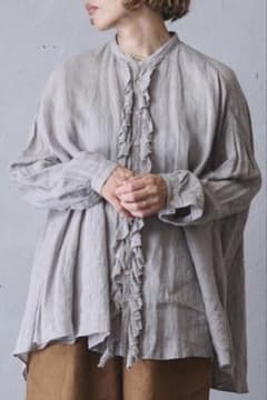 スズキタカユキ frilled blouse リネン フリル ブラウス スズキタカユキ frilled blouse リネン フリル ブラウス - メルカリ