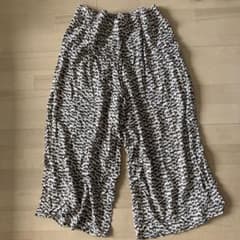 H&M レディース　カジュアル　ワイド　パンツのサムネイル