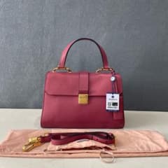 miu miu ショルダーバッグ ピンクaw - メルカリ