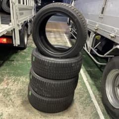 中古スタッドレスタイヤ】235/45R18ホイールなし 4本セット - メルカリ