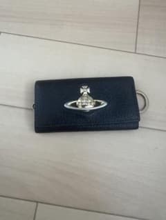 Vivienne Westwood ブラックキーケースのサムネイル
