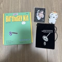 アチズ ATEEZ ヨサン センイル md トレカ ヘヘッモン 2023 ピン アチズ ATEEZ ヨサン センイル md トレカ ヘヘッモン 2023 ピン - メルカリ