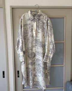 H&M 風景画プリント ロングシャツワンピースのサムネイル