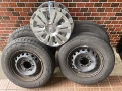キャラバン195/80R15 スチールホイールセット ホイールカバー付き 