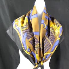 美品 CELINE セリーヌ 大判シルクスカーフ D549 - メルカリ