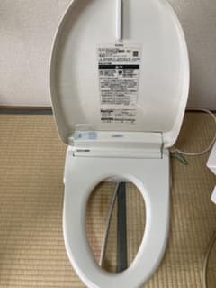 TOTOウォシュレット　温水洗浄便座のサムネイル