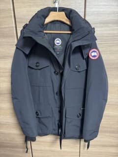 美品】CANADA GOOSE ネイビーダウンジャケット M/Mのサムネイル