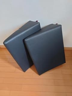 デリカＤ５　クッション２個セットのサムネイル