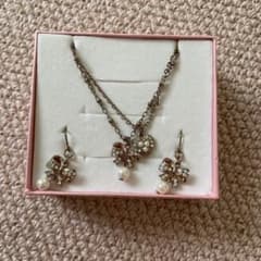 LAISSE PASSE ネックレス＆ピアスセットのサムネイル