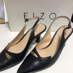 パンプス 黒 サンダルのサムネイル