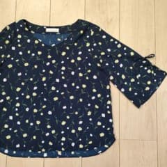 anySIS  花柄ブラウスのサムネイル