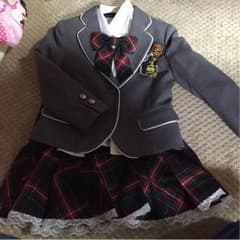 フォーマル服のサムネイル