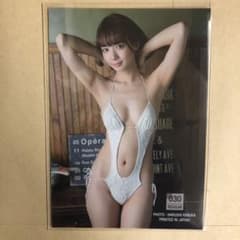 岡田紗佳 トレカ アイドル グラビア カード 水着 麻雀 Mリーグ 030