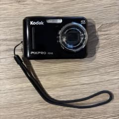 デジカメ【 KodakFZ43 】SDカードリーダー付 - メルカリ