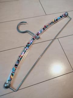 ★オシャレクリアーカラフルポンポンハンガー★ ☆オシャレクリアーカラフルポンポンハンガー☆ - メルカリ